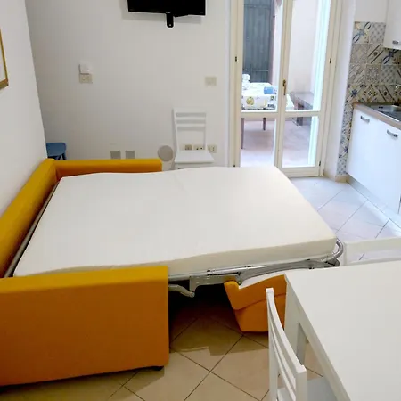 Mon Lori, Con Cortile Privato