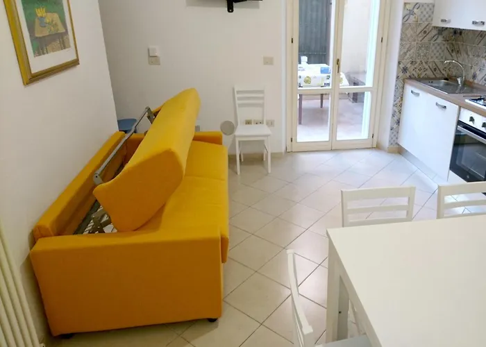 Appartamento Mon Lori, Con Cortile Privato *