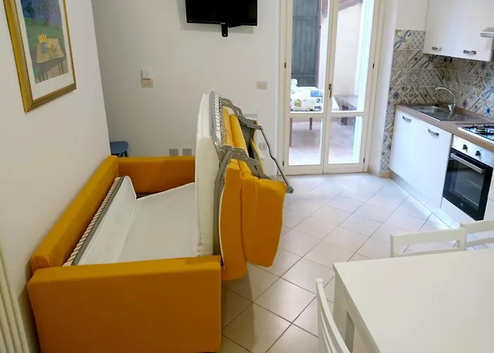 Appartamento Mon Lori, Con Cortile Privato *